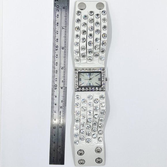 NWOT - Charming Charlie - White Faux Leather Jeweled Mother of Pearl Watch - Picture 4 of 6